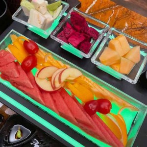 珠宝批发招聘文案（璀璨瑰宝，招募珠宝批发精英）