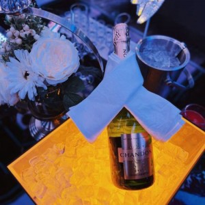 杭州余杭区径山镇附近夜总会招聘商务礼仪,有没有年龄限制_