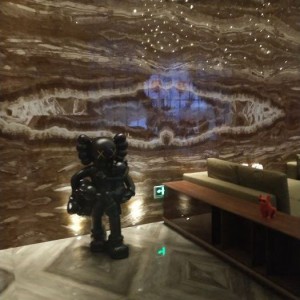 杭州富阳区新桐乡附近ktv招聘商务礼仪,加班双倍工资吗？