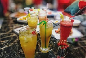 杭州上城区闸弄口街道附近夜总会招聘包厢服务员,用什么招聘平台好