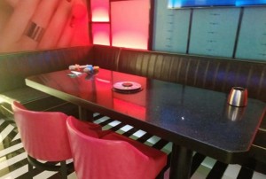 杭州萧山区蜀山街道附近夜总会招聘包厢气氛租,(不需要喝酒的)