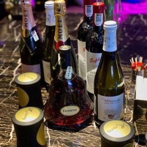 篮球招聘文案简短幽默（篮不住的才华，球场上等你来聘！幽默篮球招募令）