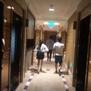 疫情下物业招聘文案（携手共克时艰：物业行业招聘启事）