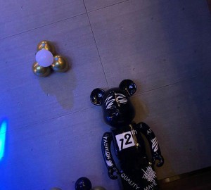 招聘要发朋友圈吗文案（朋友圈招聘启事创意文案：吸引眼球的职位招募，等你来加入！）