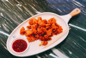 杭州生意好的夜总会招聘包厢管家,安排住宿吗