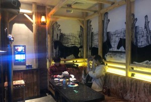 杭州日薪高的夜场招聘商务迎宾,过年放假吗？