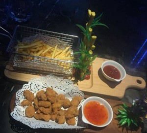 杭州中档夜总会招聘包厢管家,工作环境和氛围如何？