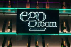 杭州余杭区余杭街道附近酒吧招聘包厢管家,无中介费的