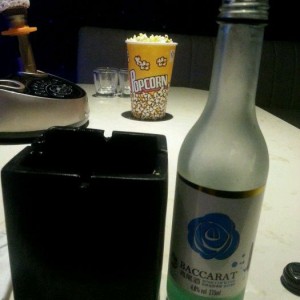 杭州富阳区渔山乡附近ktv招聘商务礼仪,有学历要求吗？