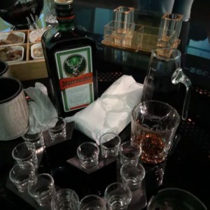 杭州富阳区永昌镇附近酒吧招聘包厢管家,生意好好上班的