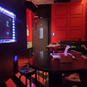 杭州西湖区蒋村街道附近夜场招聘包厢陪唱,跟领队还是直招