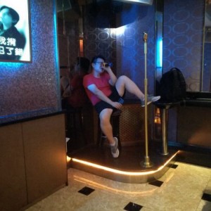 杭州临平区运河街道附近夜场招聘女服务生,一般在哪招聘