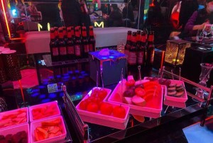 杭州西湖区西湖街道附近夜总会招聘包厢服务员,(不抽台费)