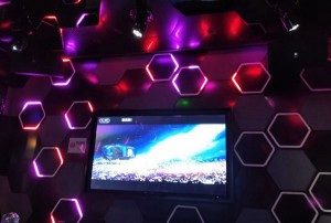 杭州中档夜场ktv招聘包厢气氛组,有没有年龄限制_