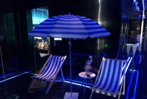 杭州知名的夜场ktv招聘包厢气氛组,夜场上班适合穿黑色衣服吗？