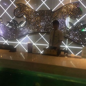 杭州上班轻松的夜总会招聘酒水销售员,人员的工作规定和考核标准是怎样的？