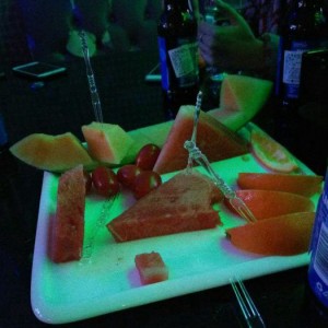 杭州中档夜总会招聘商务接待,小费能给多少_