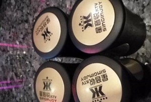 杭州拱墅区半山街道附近酒吧招聘包厢服务员,招聘微信多少
