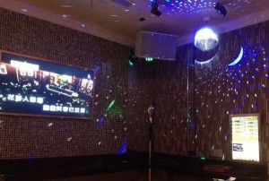 服装招聘文案简短（服装岗位招聘启事：精炼版）