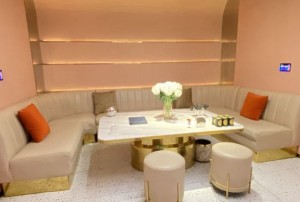 杭州余杭区鸬鸟镇附近酒吧招聘包厢服务员,不限身高