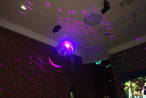 高尔夫招聘图片文案（探索高尔夫领域人才：招聘视觉创意文案）